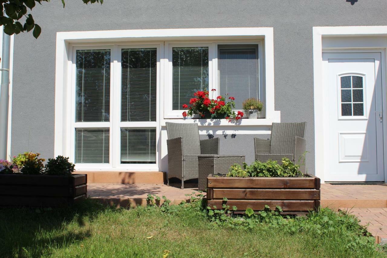 Ferienwohnung Statek U Krizu Stare Sedliste Exterior foto